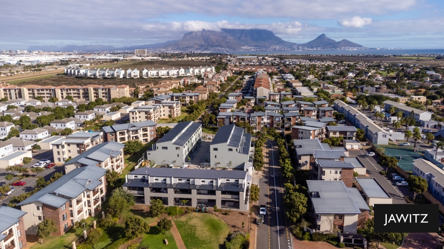 1 Bedroom Property for Sale in Royal Ascot Western Cape